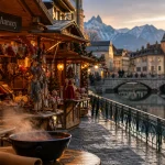 Marche de noel de annecy : chalets au quai, vin chaud et lumières