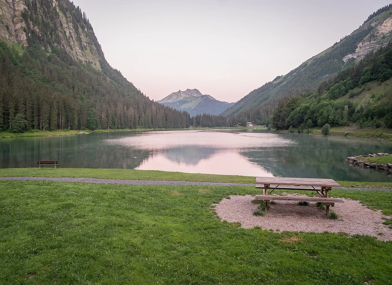 Lac de Montriond in commune of Montriond, Haute-Savoie, France
