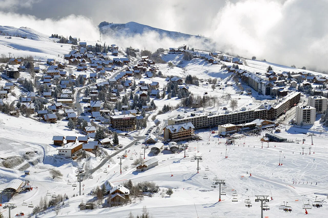 La Toussuire vue depuis les pentes de la Grande Verdette.