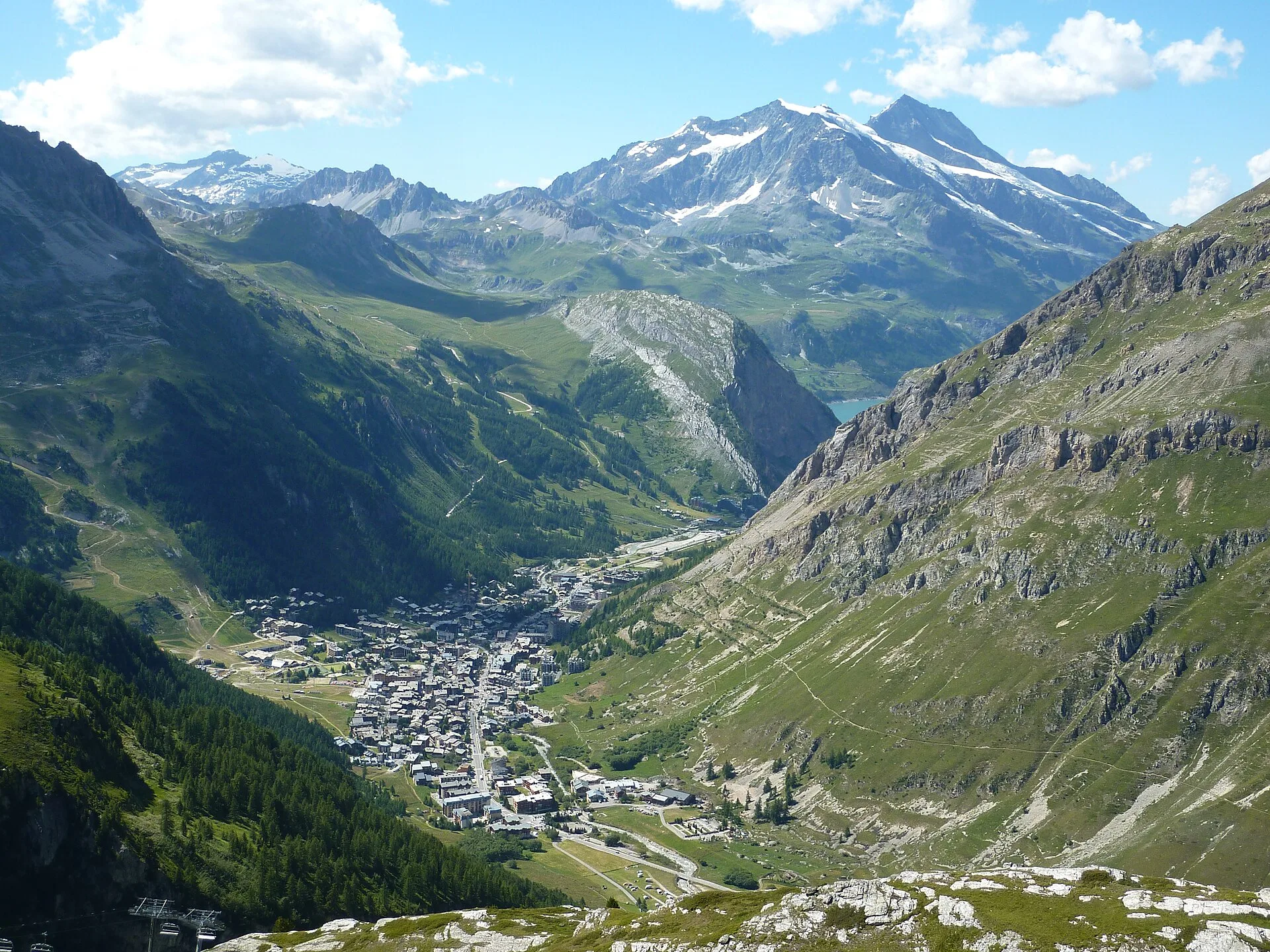 Vue de Val-d’Isère dans la haute Tarentaise.